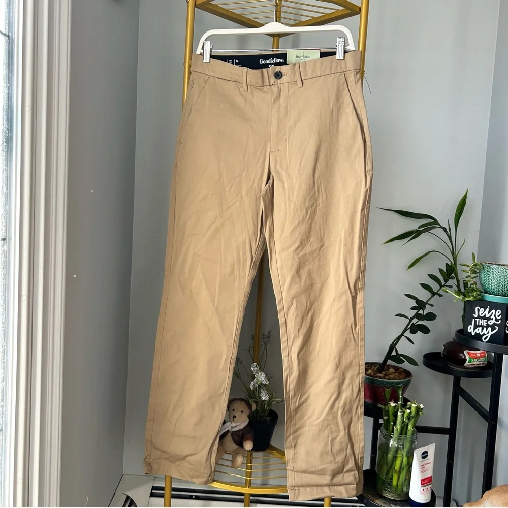 Goodfellow & Co Men's slim tech chino wrinkle resistant in tan brown size 30x32